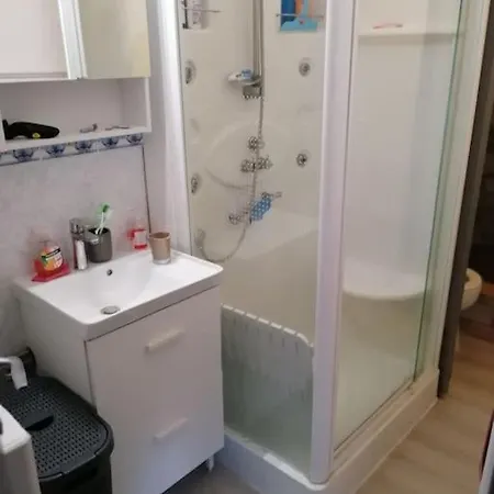 Jolie Duplex A Deux Pas De La דירה *